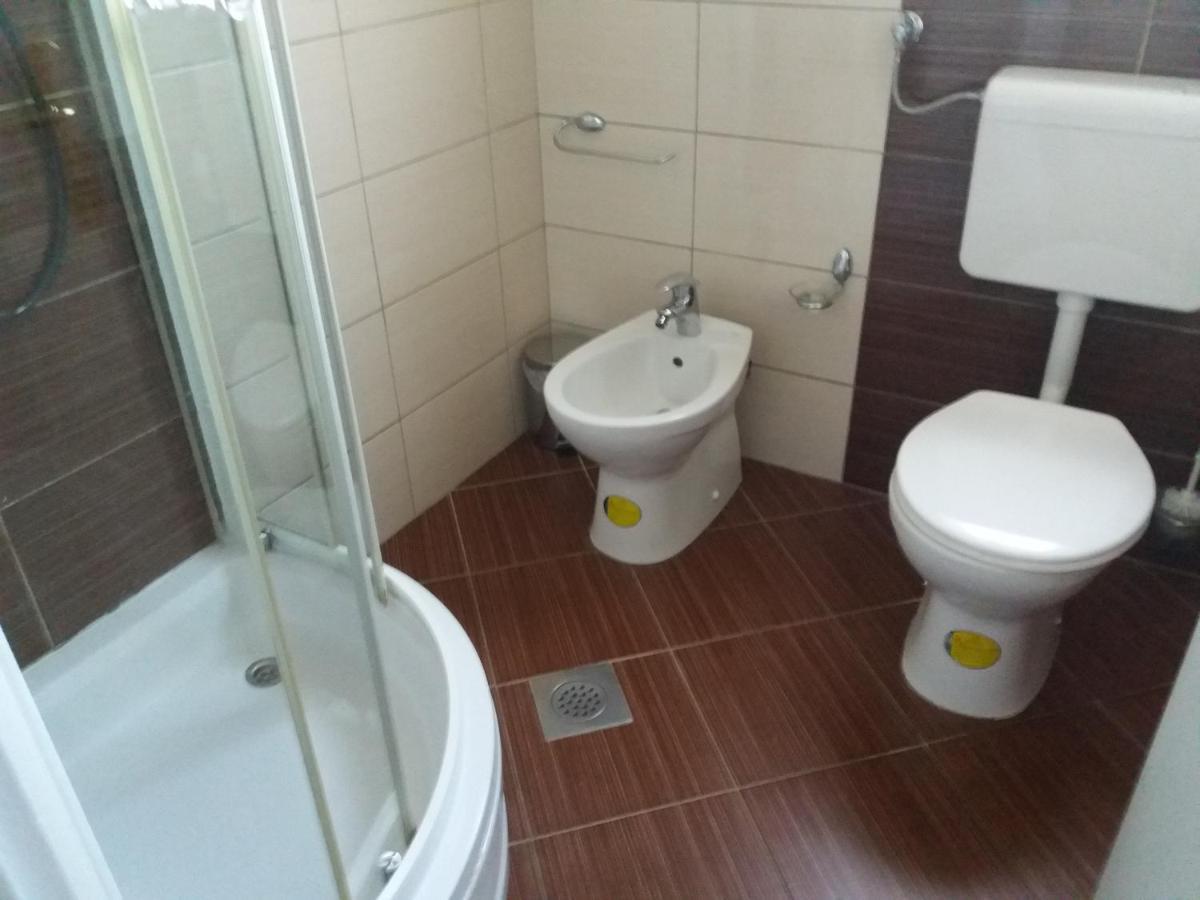 Apartmani Lana Бродарица Экстерьер фото