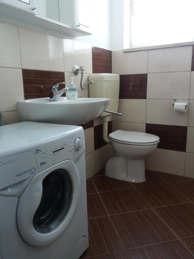 Apartmani Lana Бродарица Экстерьер фото