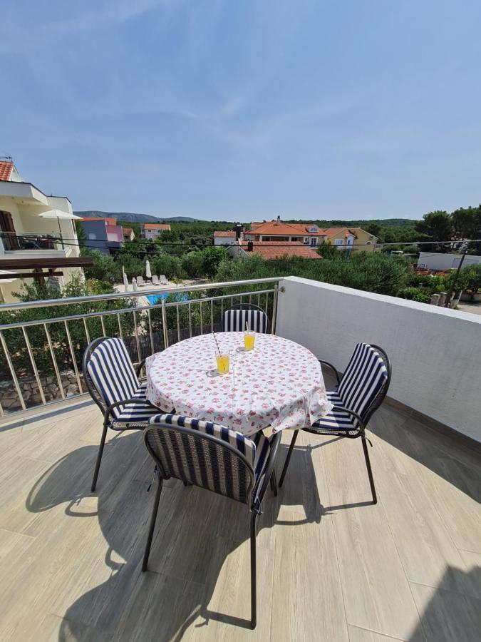 Apartmani Lana Бродарица Экстерьер фото